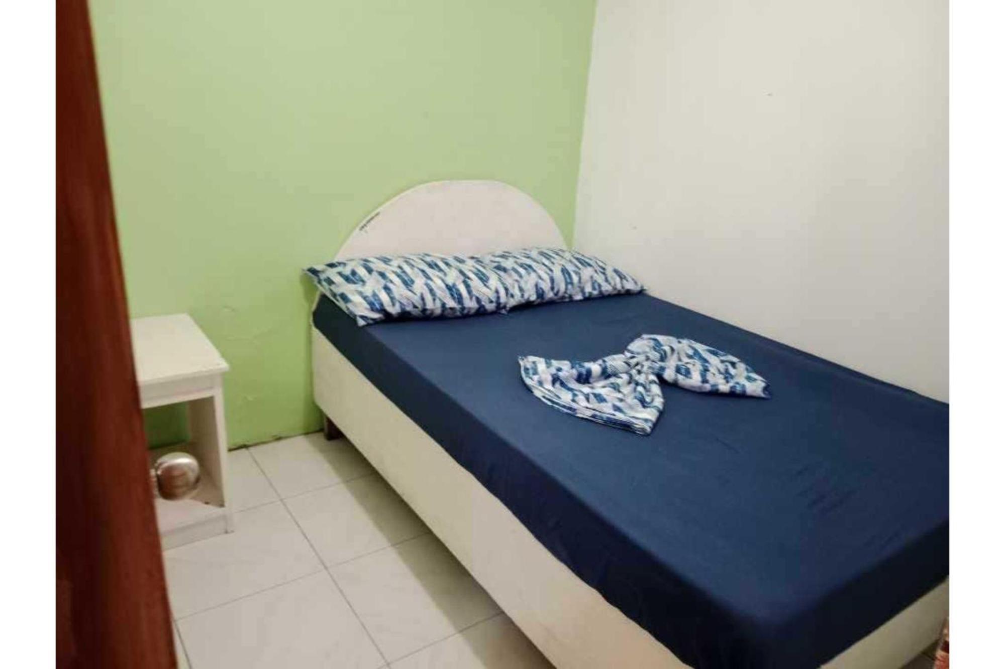 Oyo 1048 Jomckayl Apartelle Naga  Exterior foto