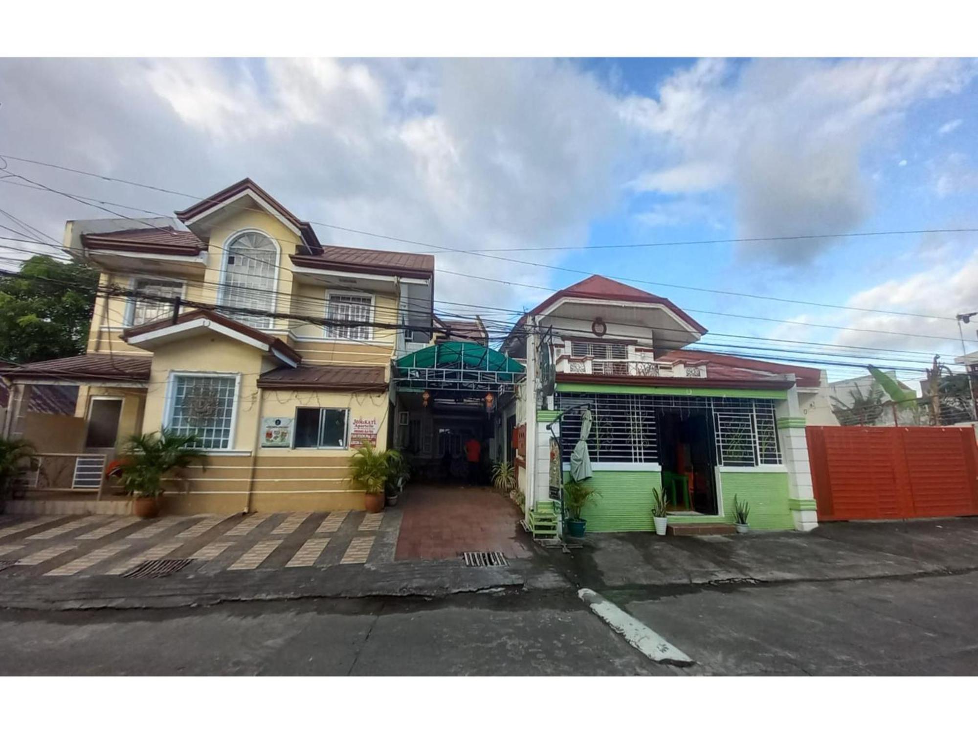 Oyo 1048 Jomckayl Apartelle Naga  Exterior foto